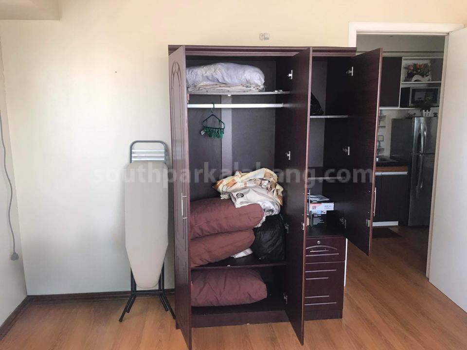 Wardrobe of 1-bedroom condo unit at Avida Tower Altura tower 1 Wardrobe of 1-bedroom condo unit at Avida Tower Altura tower 1